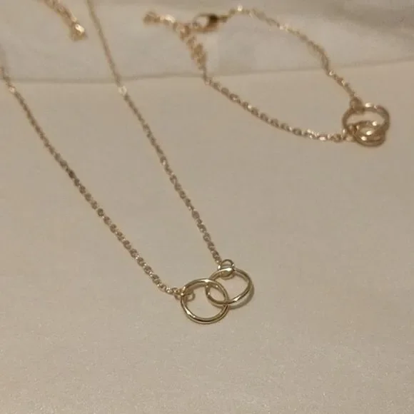 Gold Loops Set! - Picture 2 of 8